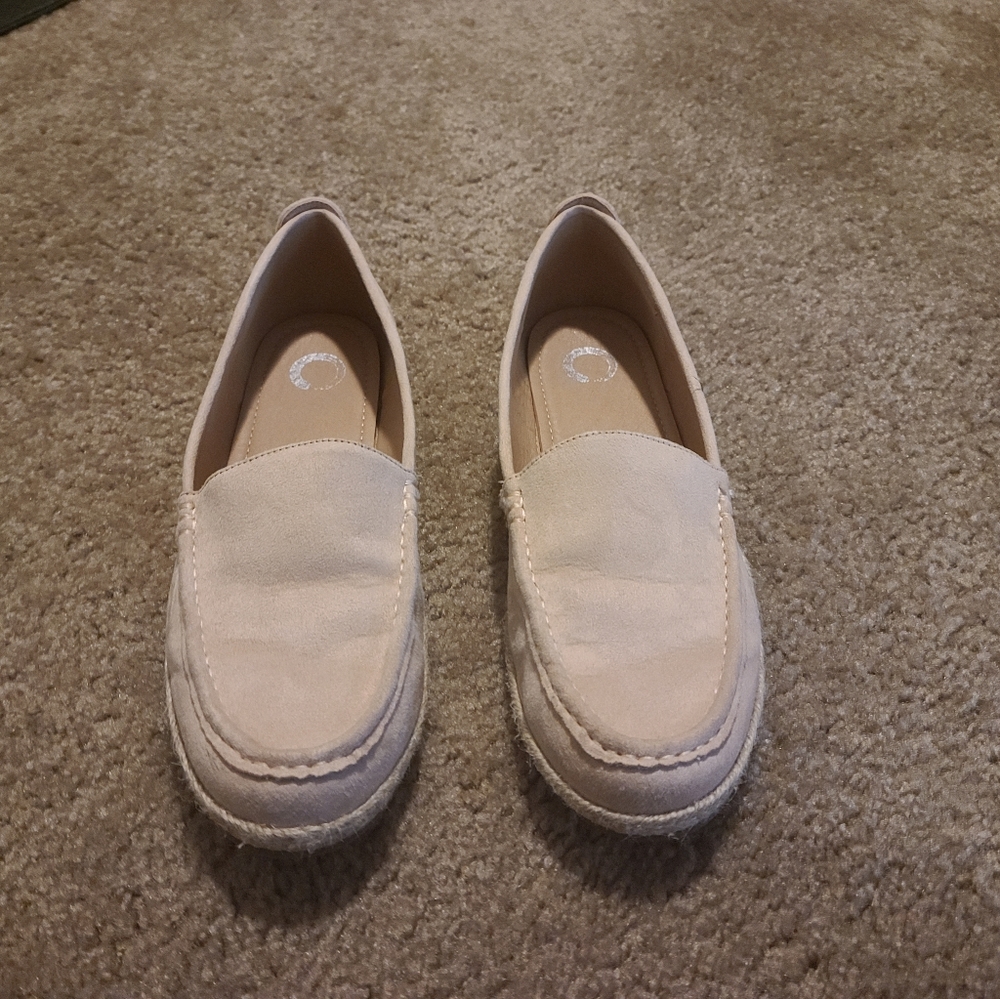 NWOT Journee Slip On Shoes. Dress or Casual Wear